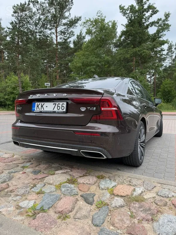 Volvo S60