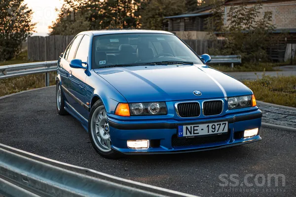 BMW BMW M3 US. Tika importēta no Asv, visu dzīvi pavad
