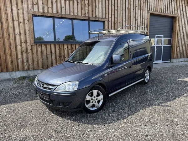 Pārdodu Opel Combo 1, 7 cdti(74kw)
5 ātrumi manuāli
Tikko ievests no Nīder