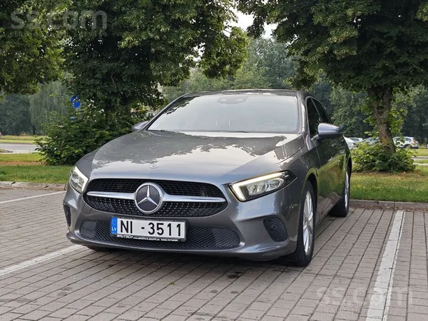 Pārdodu W177 Mercedes-Benz A180 dīzeli, 2019. gada, ļoti labā tehniskā un vi