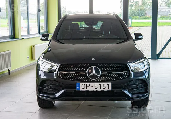 Mercedes Tikko ievests Mercedes Benz Glc300 e 4Matic Amg ko
