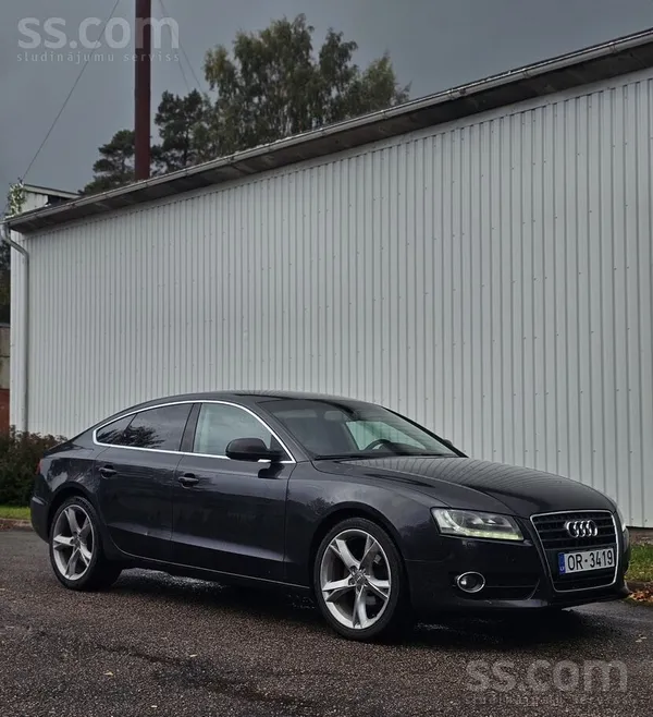 Audi A5 2010, 2.7D dīzelis, Automāts, Hečbeks, Melns — Latvijā