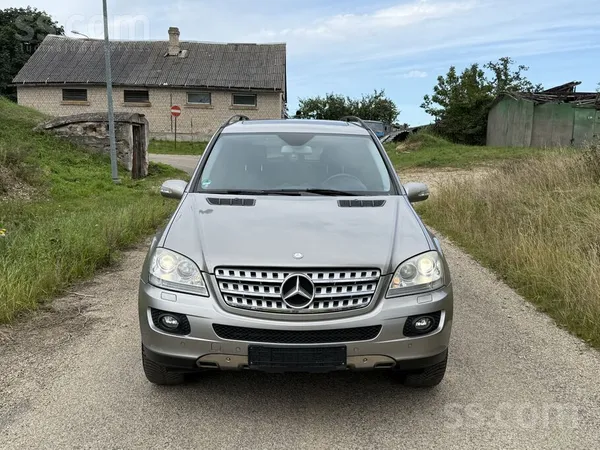 Mercedes ML320 2007, 3.2D dīzelis, Automāts, SUV/Apvidus, Brūns — Latvijā