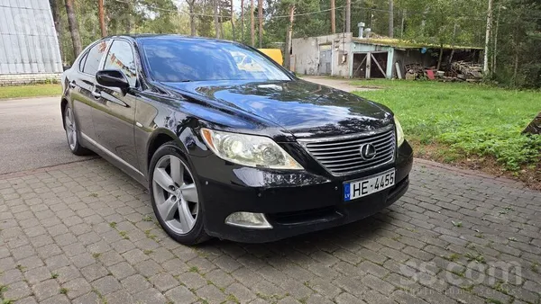 Lexus Lexus Ls460 bez pneimo, V8 280kw, ar 155k oriģināl