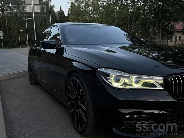 BMW 730