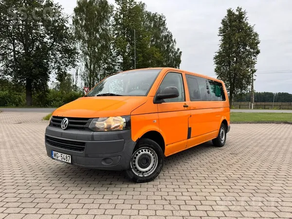 Volkswagen Caravelle 2010, 2.0D dīzelis, Manuāls, Furgons, Oranžs — Latvijā