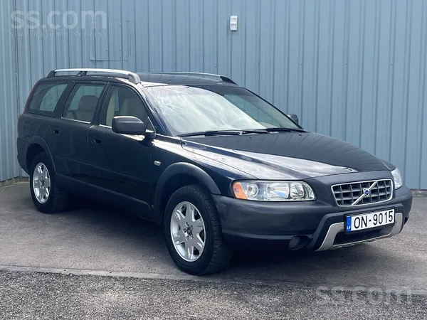 Volvo XC 70 - 1