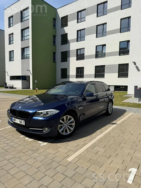 BMW 520