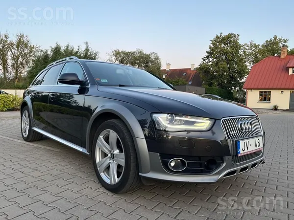 Audi Audi A4 Allroad Quattro B8 facelift ar bagātīgu ko