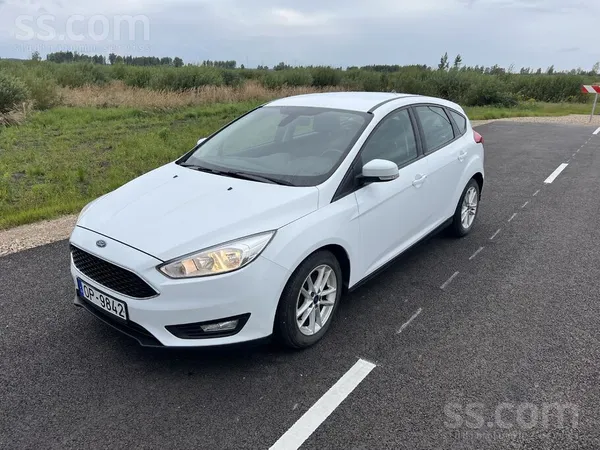 Ford Pārdodu ekonomisku Ford Focus labā tehniskā un viz