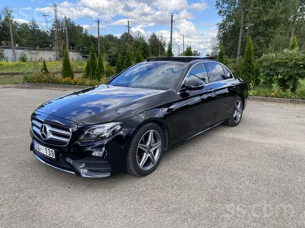 Pārdod Mercedes-Benz E220 (2.0 D. , Adblue, 143 kW). 
Auto labā tehniskajā