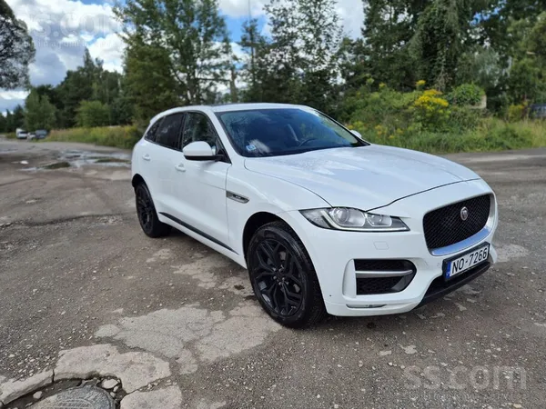 Jaguar F-Pace