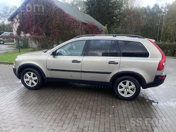 Pārdodu Volvo xc90 2004. gada 2.5T benzīns/gāze. Auto darbojas un brauc, mot