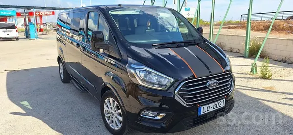 Ford Transit Custom perfektā stāvoklī. 
Auto atrodas Spānijā - Alikante.