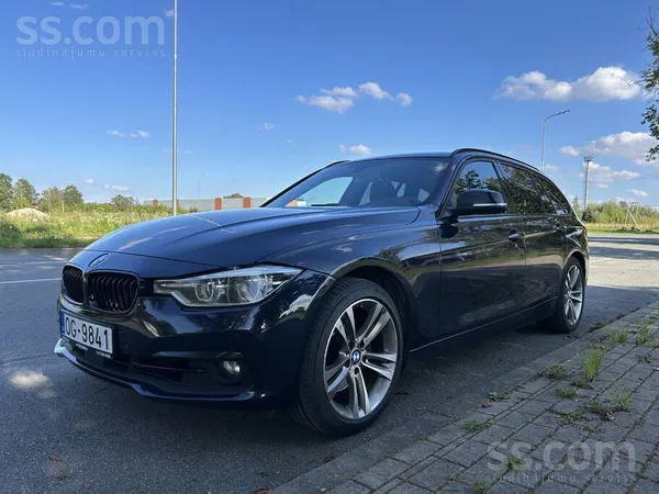 BMW 330