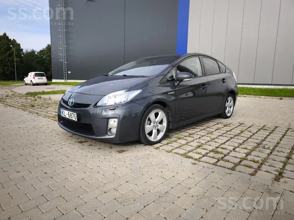 Toyota Super ekonomisks 4.2l/100km arī vasarā ar ieslēgtu