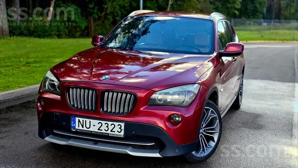 BMW X1, 2011.gada beigas, 2.0 dīzelis, manuālā kārba (6 pārnesumi), tumši sa