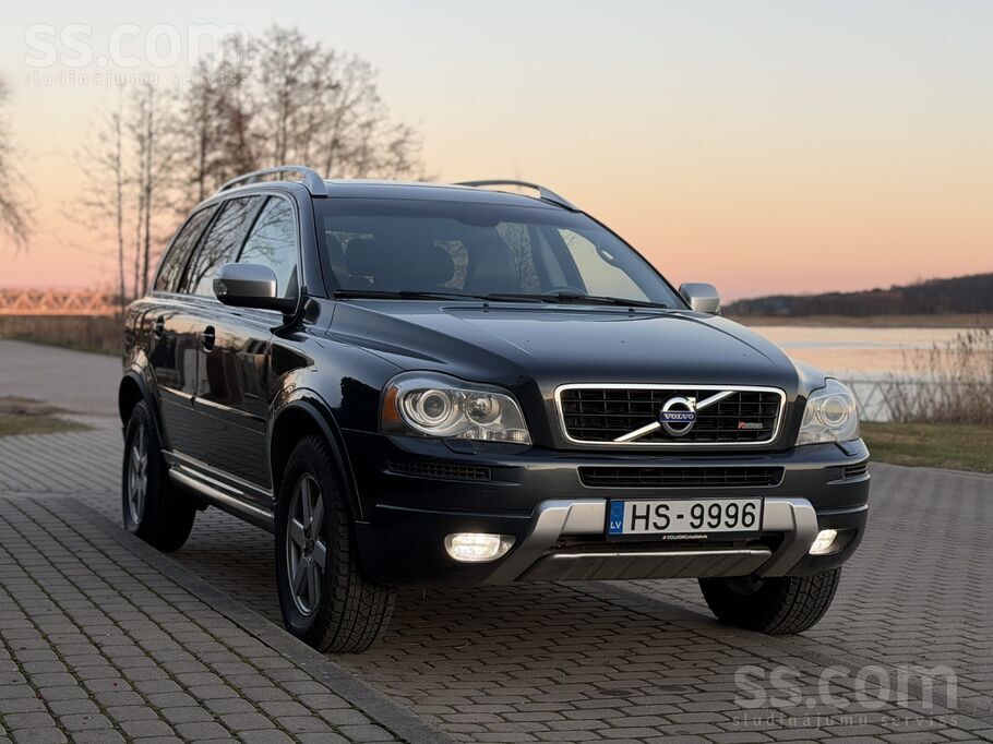Pārdodu 2014. gada Volvo Xc90 2.4 D5 Awd R-Design Facelift, 147 kW / 200 ZS.