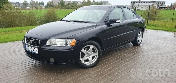 Pārdod. Auto labā stāvoklī 2.4d 120kw, ekoloģija vietā, kondicionieris strād