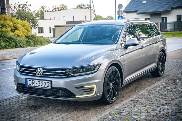 Volkswagen Pārdod VW Passat B8 1.4 Gte Plug-in Hibrīds, autom