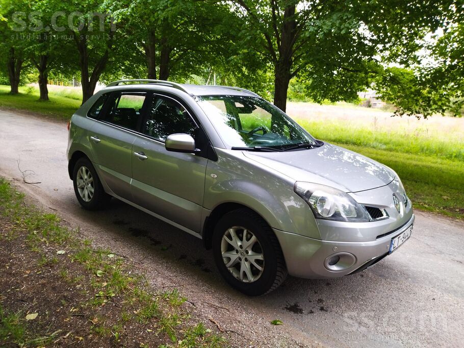 Продаю Renault Koleos (Nissan X-Trail), в идеальном состоянии. Полностью исп