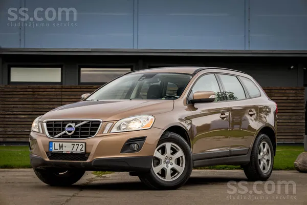 Volvo Xc60 Ar manuālo transmisiju ar 2.4 dizeļdzinēju. 129 kw

-Elektriski