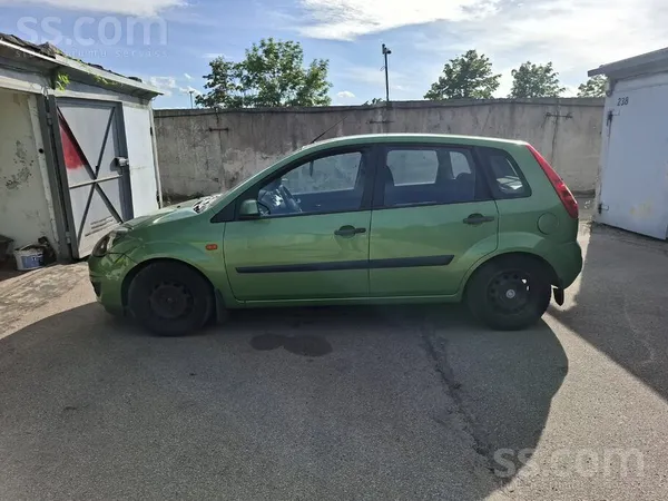 Ford Fiesta - 1