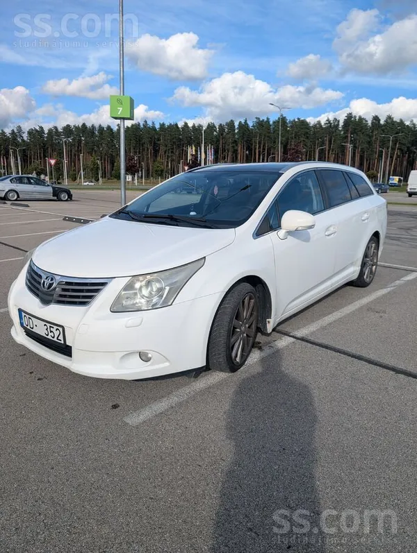 Toyota Toyota Avensis T27 Universālis 2.2 D-Cat Dīzelis A