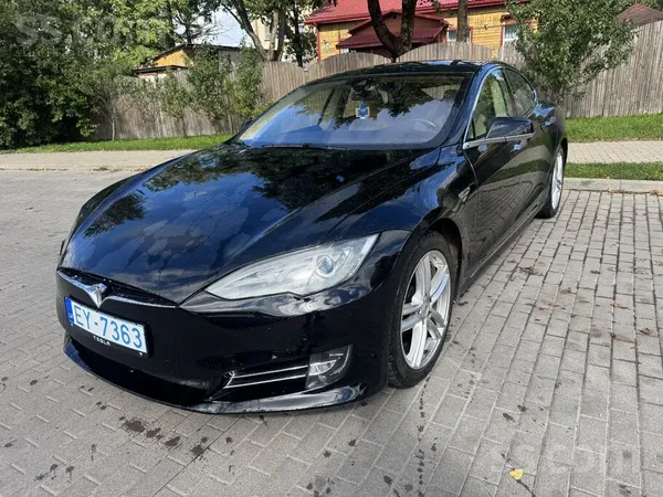 Tesla Pārdod Tesla Model S P85D Performance, 772 Zs, Fre