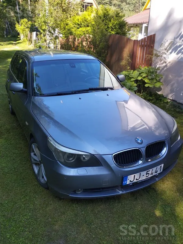 BMW Продаётся BMW E61.