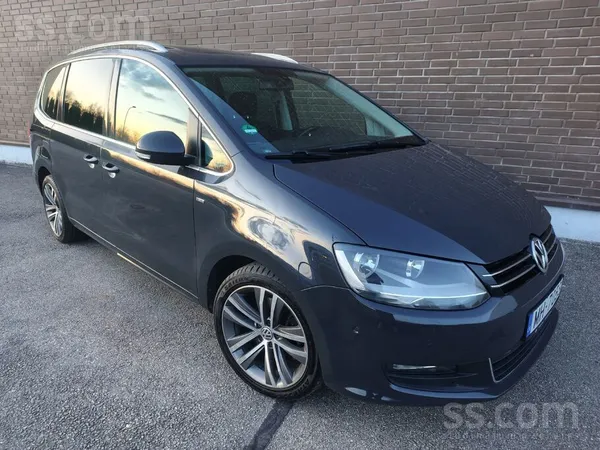 Volkswagen Pārdodu savu ģimenes auto ar 7 vietām , kopts auto