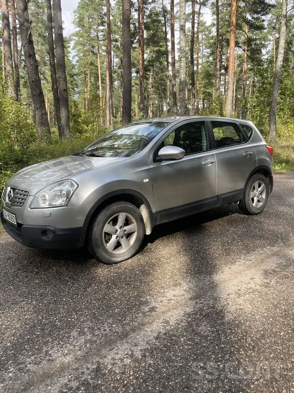 Nissan Pārdodu labi uzturētu Nissan ar ekonomisku 2.0 l b