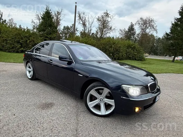 BMW 740 - 1