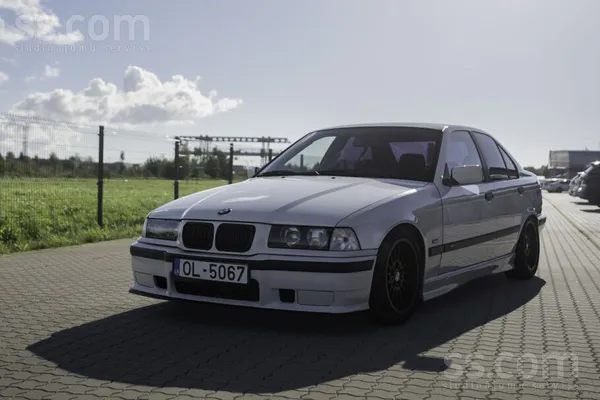 BMW Alpinweiss BMW e36 3.0d, 135kw, m57d30 - dzinējs r