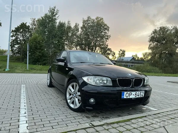 BMW 120 - 1