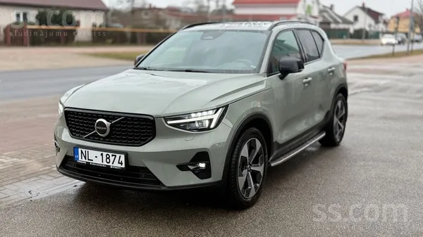 Volvo Xc40 B4 Awd Ultimate Dark – pilna komplektācija, ideāls stāvoklis

P
