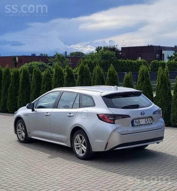 Toyota Срочно продаю. Toyota Corolla Touring Sports Unive