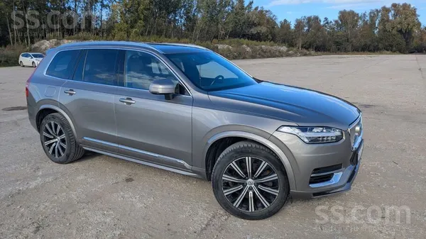 Pārdod ļoti koptu Volvo Xc90 T8 Twin Engine Inscription – jaudīgs un ekonomi