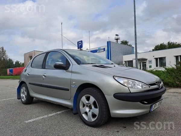 Peugeot 206
