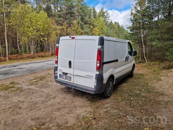 Pārdod Opel Vivaro labā stāvoklī, daudz kas nomainīts(pievienots foto ar det