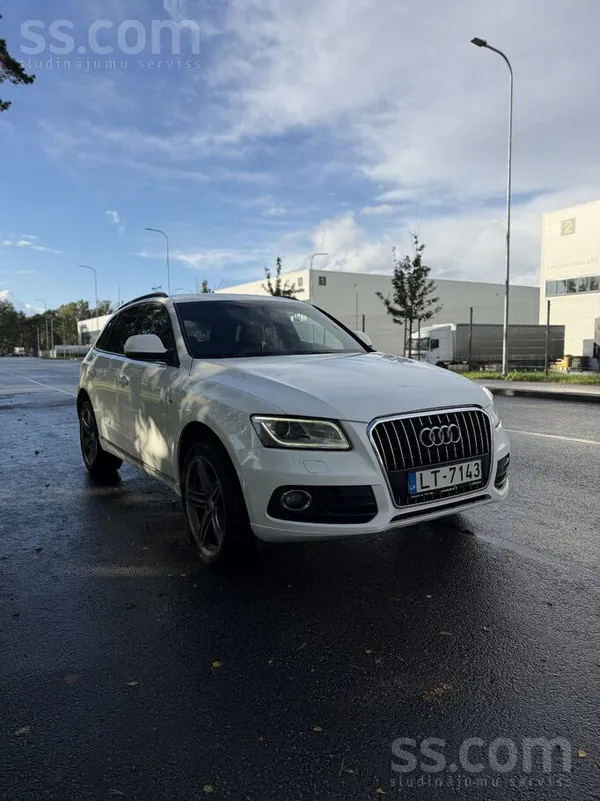 Audi Pārdodas labs kops audi Q5 180 kw s-line 