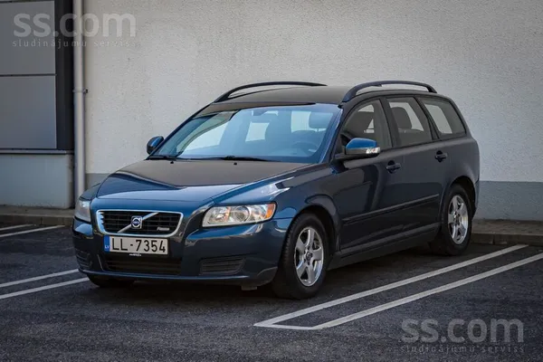 Volvo V50 2010.g. 

80 kW / 107 ZS - Manuāls - Universālis - Drive

Uzti