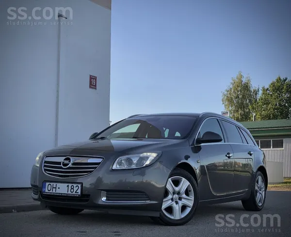 Tikko no Vācijas. Jauna TA. Cosmo sportline komplektācija. 2.0D 118kw-160zs.