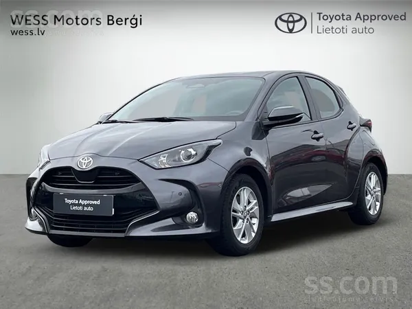 Toyota Yaris 2025, 1.5H hibrīds, Automāts, Hečbeks, Pelēks — Latvijā