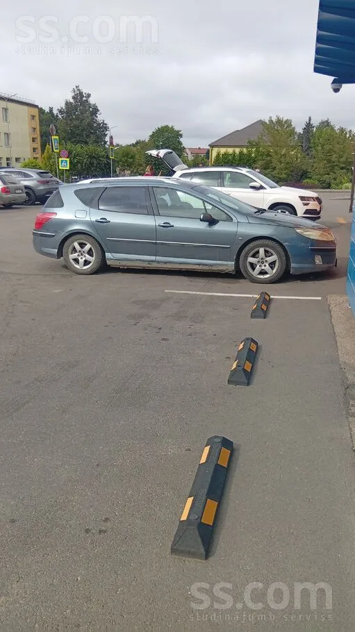 Peugeot Darba kārtibā, ļoti ekonomisks. Ceļa nodoklis noma