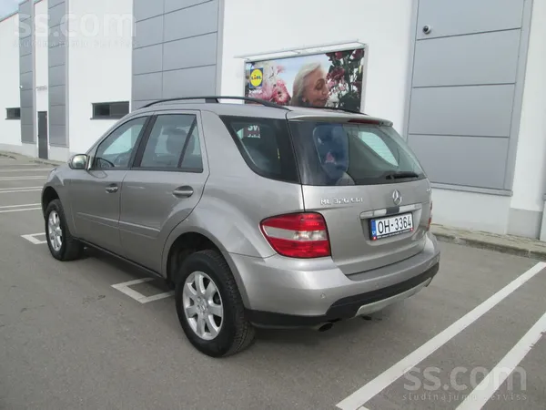 Varu pārdot labu Mercedesu laba staokli. 
Motors , karba strada ļōti labi.
