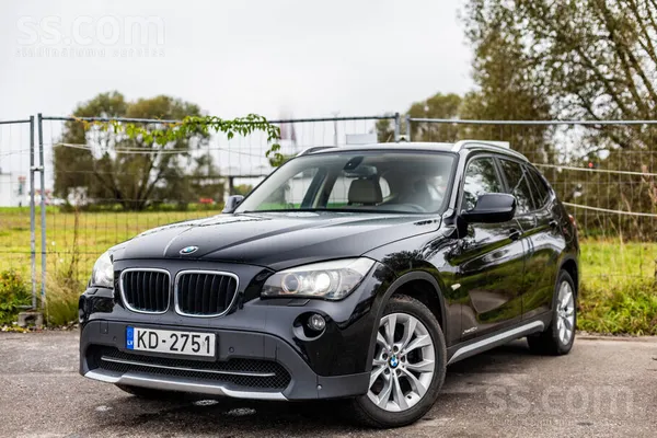 BMW X1 xDrive ar 2.0 litru dīzeļdzinēju un manuālo ātrumkārbu. 
Jaudīgs, ko