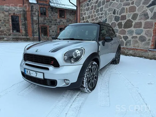 Mini Cooper Countryman SD 2, 0 Dīzelis, 105kW 143Hp, mauālā 6 pakāpju ātrumk