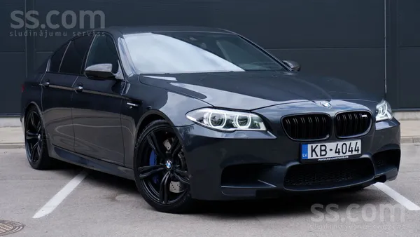 BMW M5