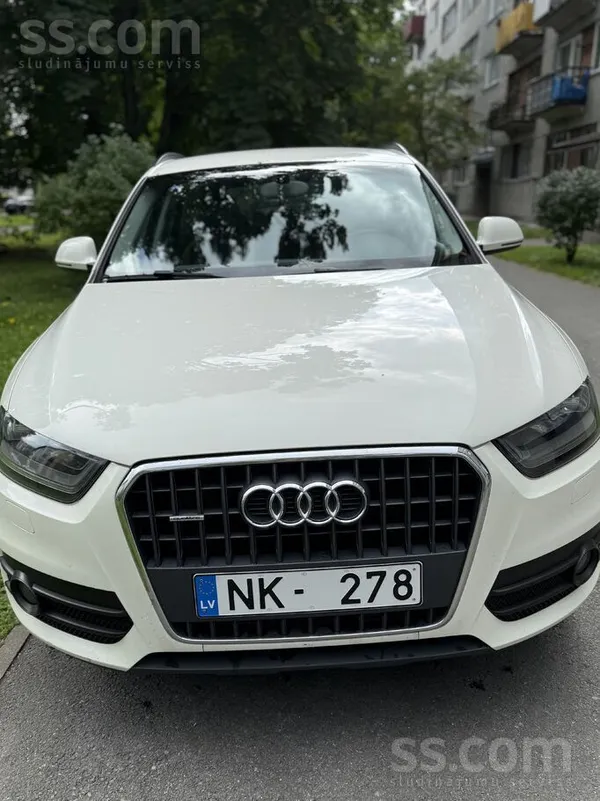 Audi Q3 - 1